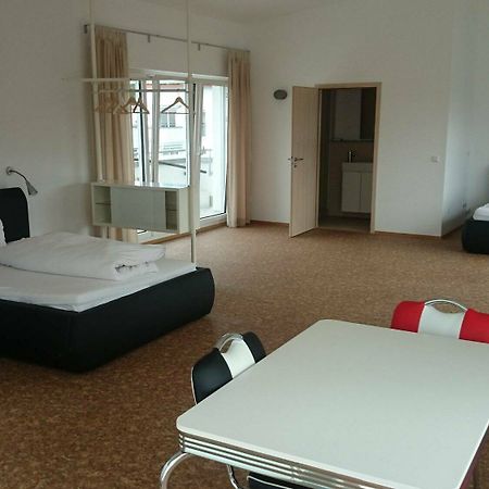 Dreikoenig Aparthotel Crailsheim Bilik gambar